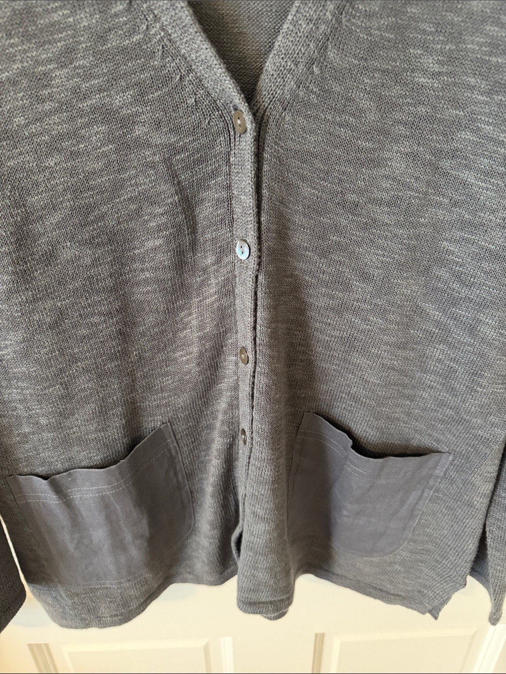 Pure Jill J. Jill Gray V-Neck Cotton Linen
Cardigan Sweater Pockets  M petite - Picture 3 of 6
